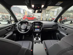Subaru Forester Station 2.0i e-Boxer Swiss Plus