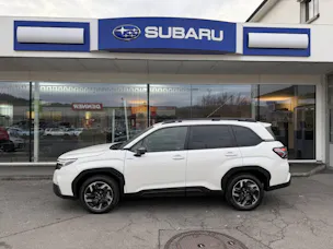 Subaru Forester Station 2.0i e-Boxer Swiss Plus
