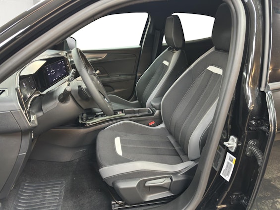 Vehicle image 7 Vehicle image 7