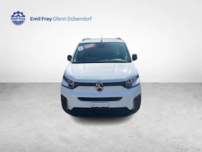 https://vehicle.imgix.net/4140213/0c1d385d-ab34-4eeb-af03-14bcfd960843.jpg