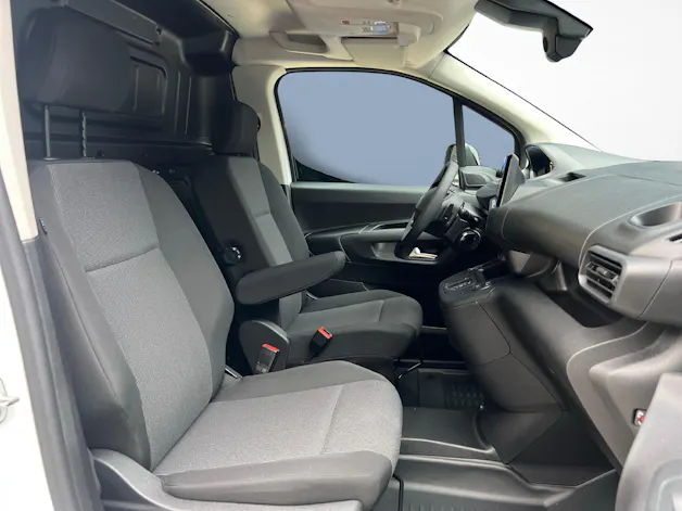 Peugeot e-Partner Kaw. 800 Standard 50 kWh