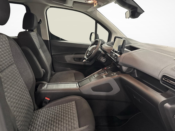 Vehicle image PEUGEOT RIFTER