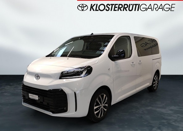 First vehicle image First vehicle image