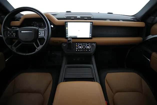 Land Rover Defender 110 2.0 P400e X-Dynamic HSE