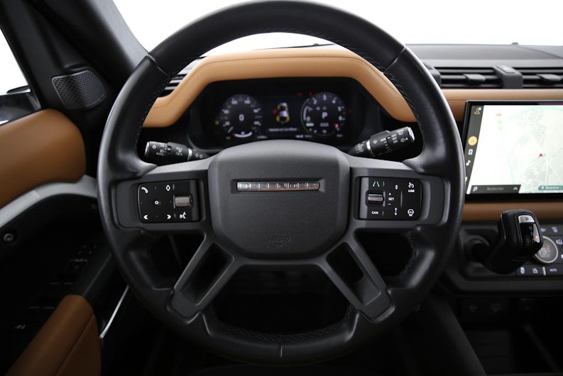 Vehicle image LAND ROVER DEFENDER