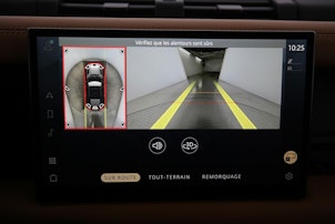 Vehicle image LAND ROVER Defender 110 2.0 P400e X-Dynamic HSE