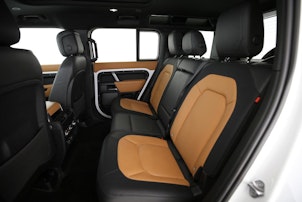 Vehicle image LAND ROVER Defender 110 2.0 P400e X-Dynamic HSE