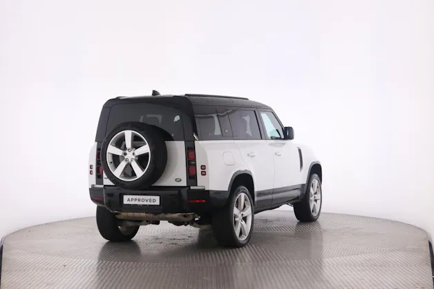 Land Rover Defender 110 2.0 P400e X-Dynamic HSE