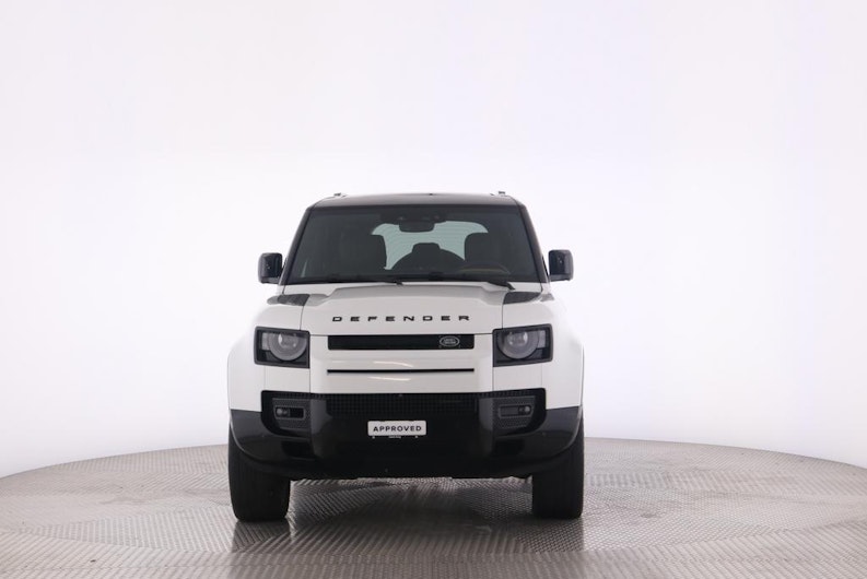 Vehicle image LAND ROVER DEFENDER