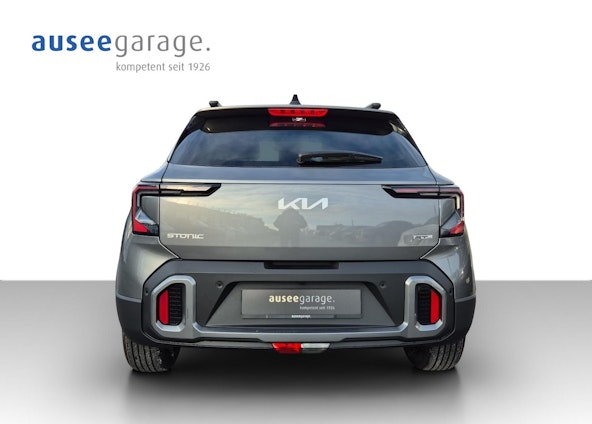 Vehicle image 3 Vehicle image 3