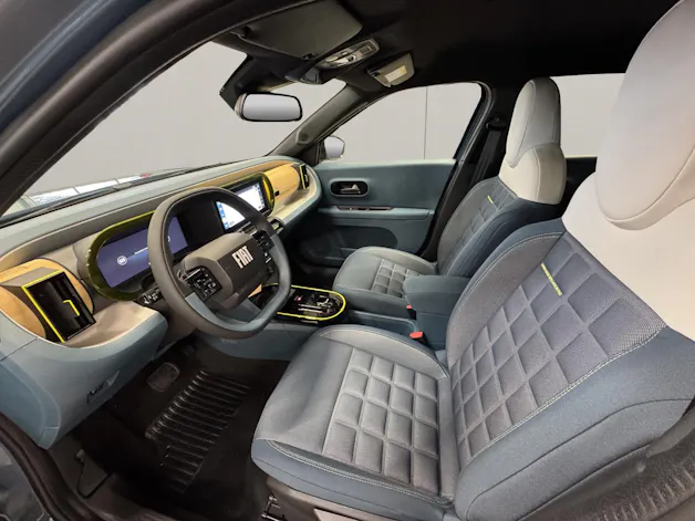 Fiat Grande Panda 1.2 Hybrid La Prima