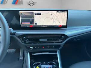 BMW 320d xDrive 48V Touring Steptronic M Sport