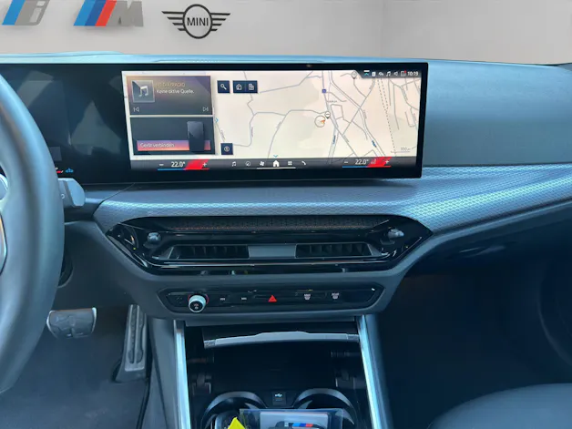 BMW 320d xDrive 48V Touring Steptronic M Sport