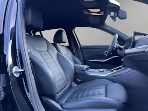BMW 320d xDrive 48V Touring Steptronic M Sport