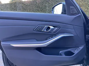 BMW 320d xDrive 48V Touring Steptronic M Sport