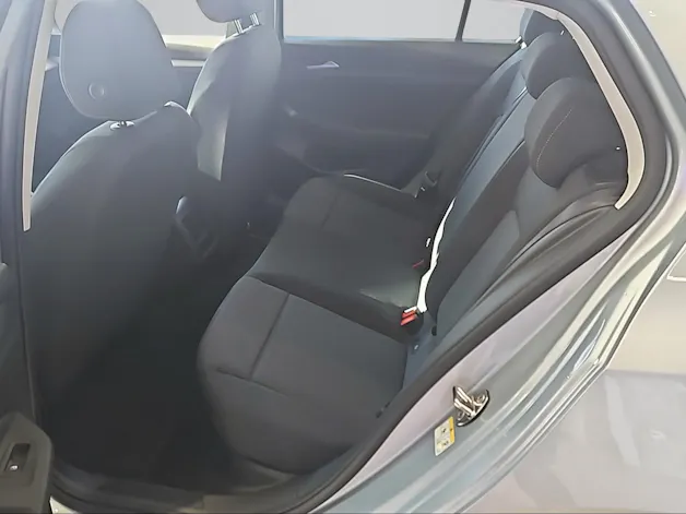 VW Golf 1.5 TSI Basis