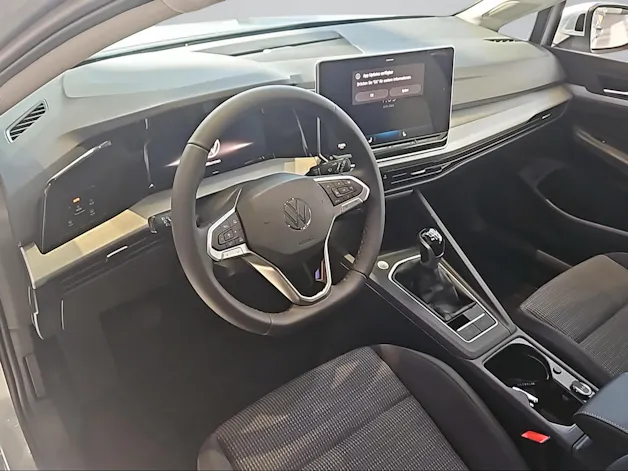 VW Golf 1.5 TSI Basis