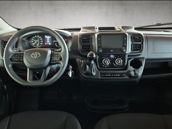 Vehicle image 10 Vehicle image 10