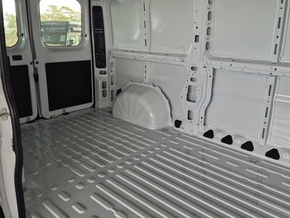 Vehicle image 13 Vehicle image 13