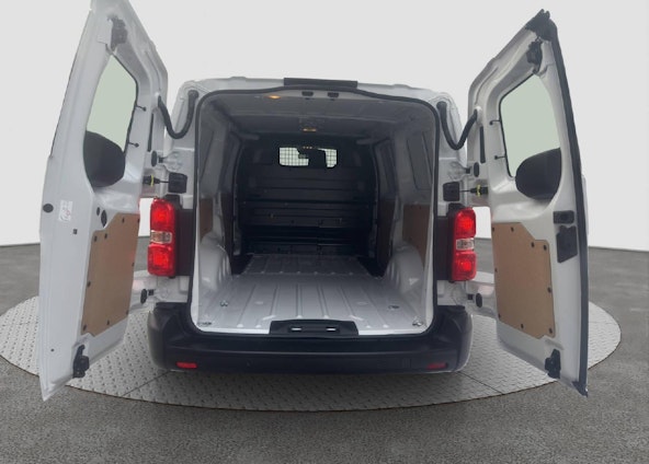 Vehicle image 10 Vehicle image 10