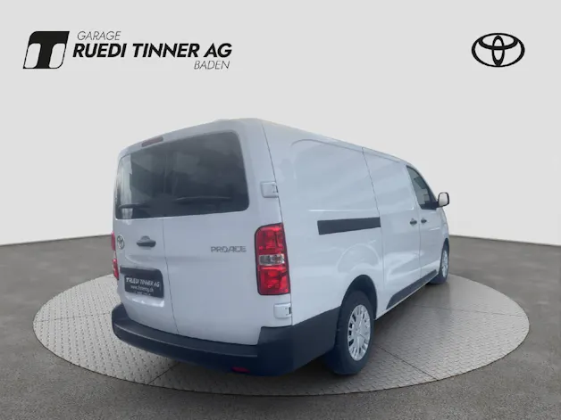 Toyota PROACE Van L2 2.2 D Advanced