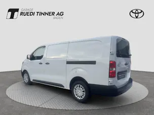 Toyota PROACE Van L2 2.2 D Advanced