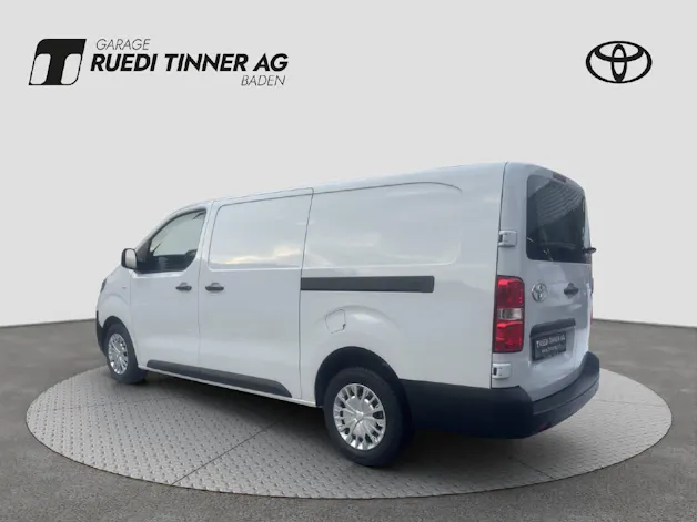 Toyota PROACE Van L2 2.2 D Advanced