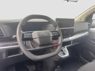 Toyota PROACE Van L2 2.2 D Advanced