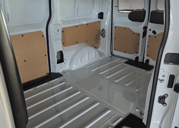 Vehicle image 12 Vehicle image 12