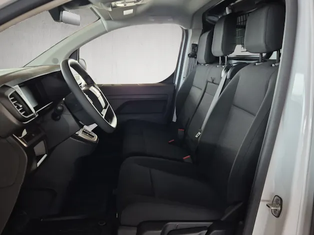 Toyota PROACE Van L1 2.2 D Advanced