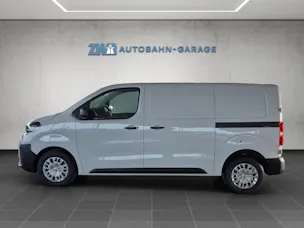 Toyota PROACE Van L1 2.2 D Advanced