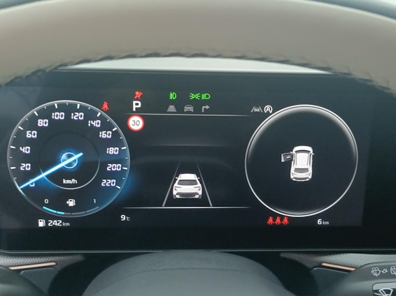 Vehicle image 5 Vehicle image 5