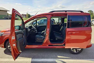 NISSAN Townstar L1 1.3 DIG-T 130 Tekna