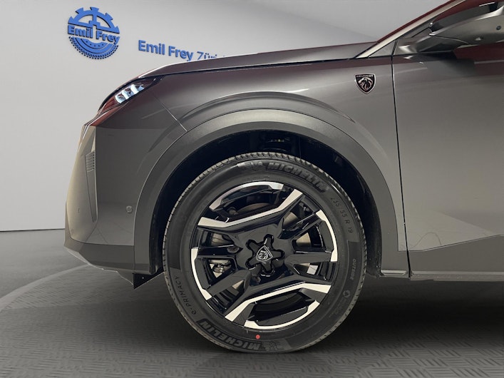 Vehicle image PEUGEOT 5008