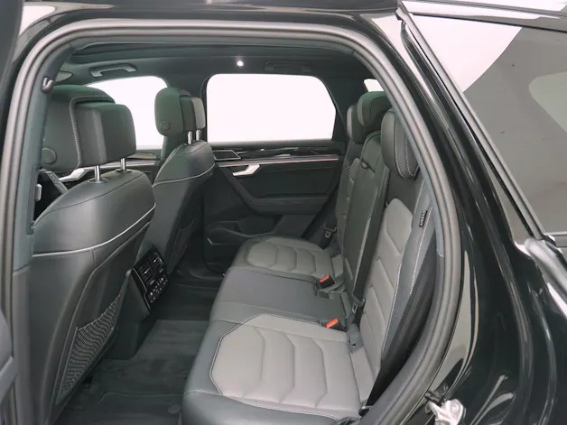 VW Touareg 3.0 V6 TSI R-Line Black Style 4Motion
