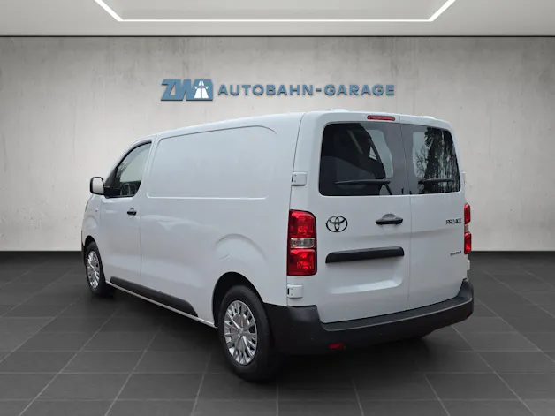 Toyota PROACE Van L1 75KWh Advanced