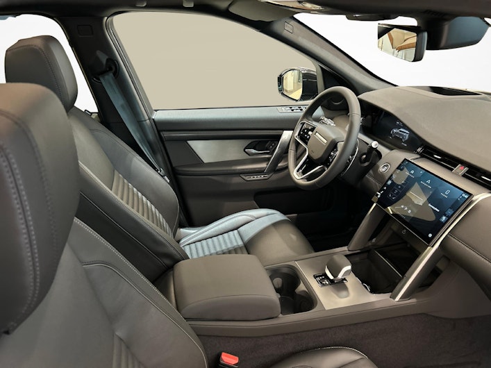 Vehicle image LAND ROVER DISCOVERY SPORT