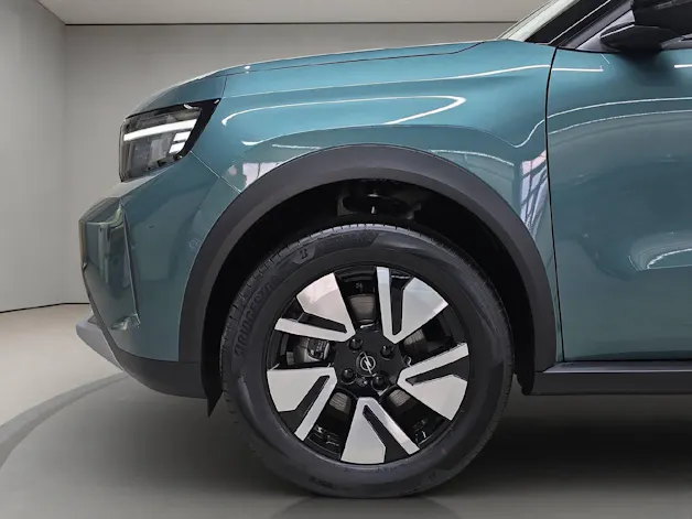 Opel Frontera 1.2 T HEV 145 GS 7-Plätzer