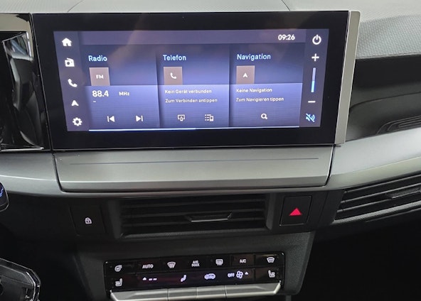 Vehicle image 16 Vehicle image 16