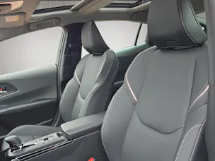 Toyota Prius 2.0 Plug-In-Hybrid Premium