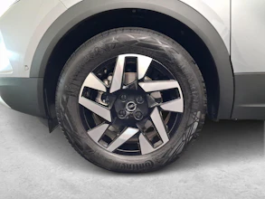 https://vehicle.imgix.net/4140792/bd344eee-a3dc-4c22-8520-086dc953f56a.jpg