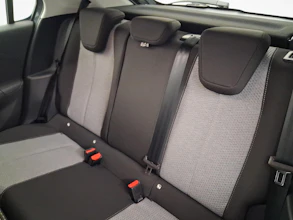 https://vehicle.imgix.net/4140795/508a227d-6664-4651-bde0-442cdee016d7.jpg