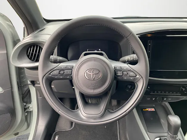 Toyota Aygo X 1.5 VVT-i HSD Trend