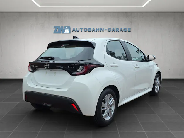 Toyota Yaris 1.5 VVT-i HSD Comfort