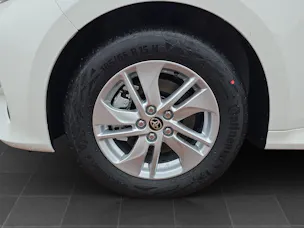 Toyota Yaris 1.5 VVT-i HSD Comfort