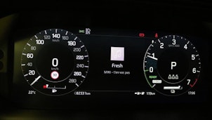 Vehicle image LAND ROVER Discovery Sport 1.5 T 300e R-Dynamic SE