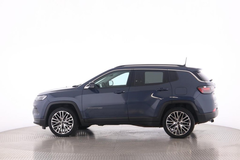 Vehicle image JEEP COMPASS