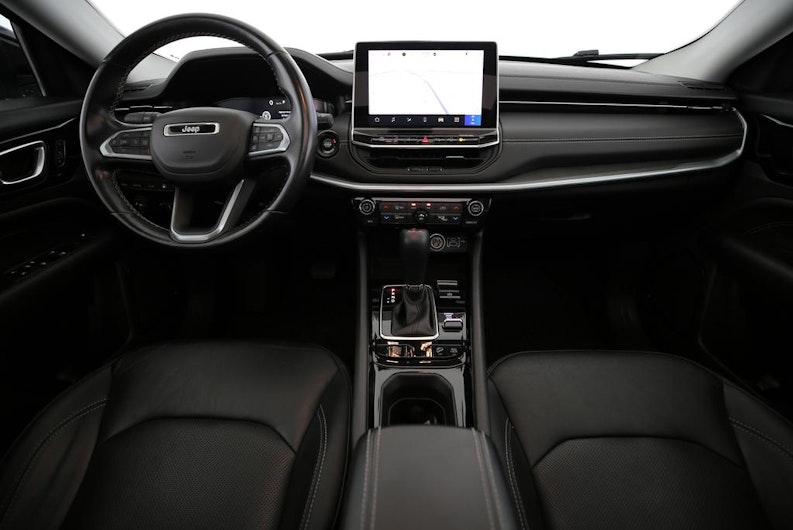 Vehicle image JEEP COMPASS