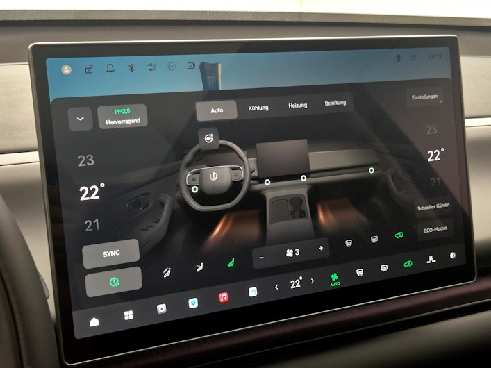 Vehicle image LEAPMOTOR C10