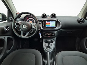 Vehicle image SMART Fortwo Coupé EQ Passion / ab 3,99% Leasing bei Abschluss einer Protect Autoversicherung